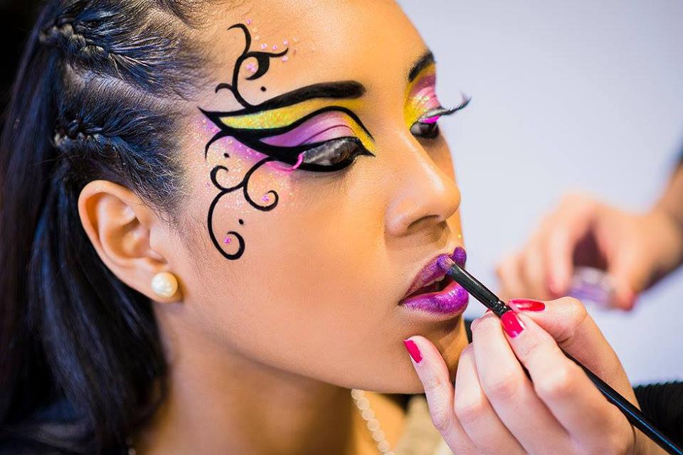 Taller de maquillaje artístico para jóvenes | Municipalidad de El Trébol